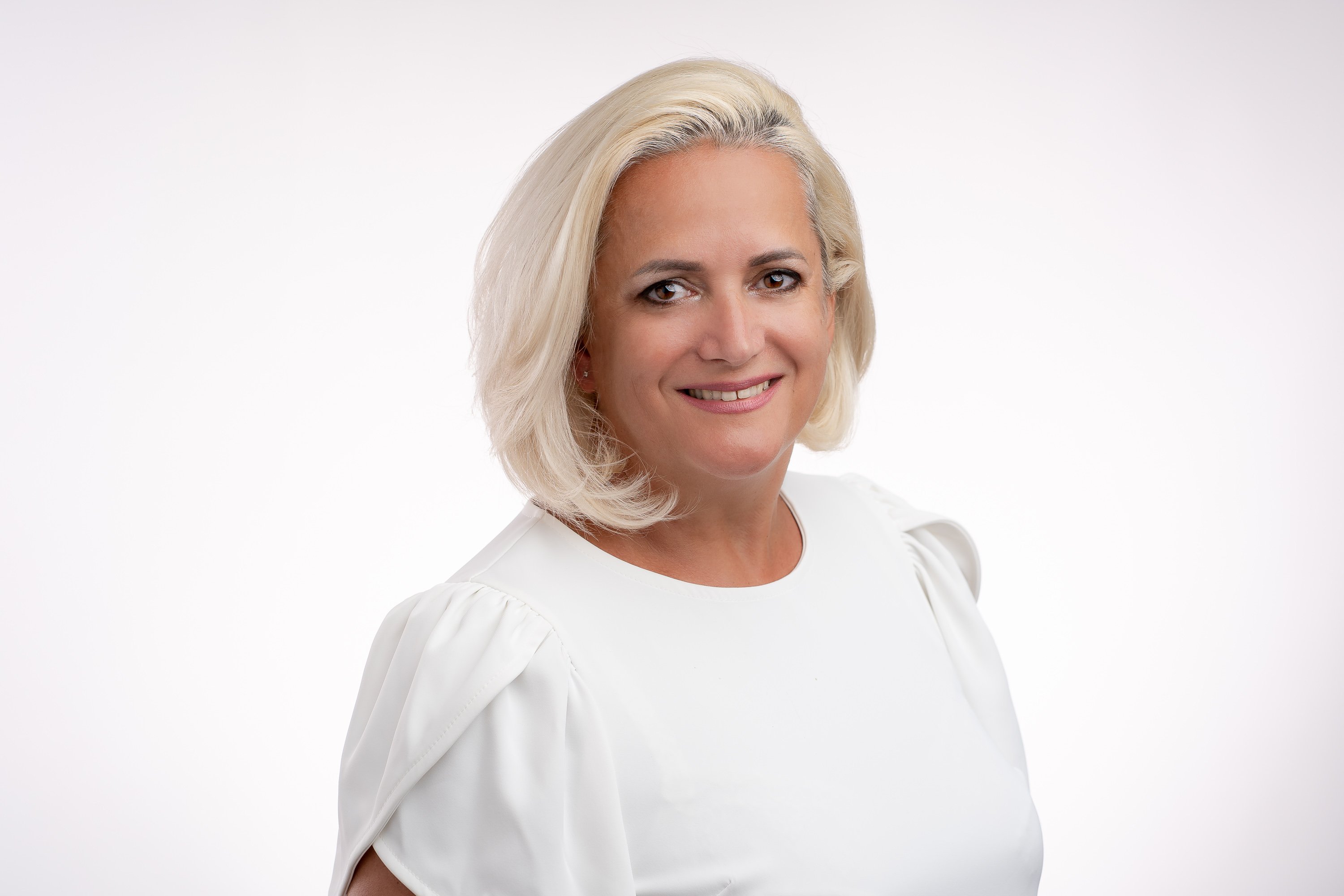 Kardos-Gál Anetta portré